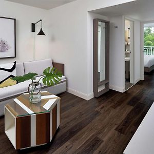 King Room Garden View
